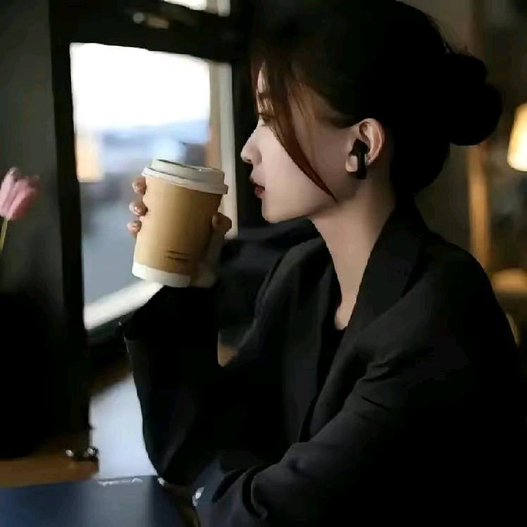 @蕾蕾讲个故事💞