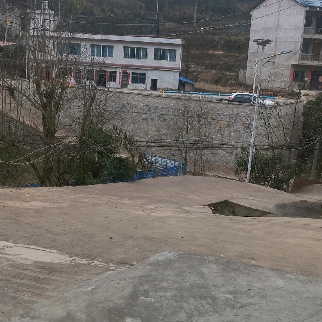 萍水相逢