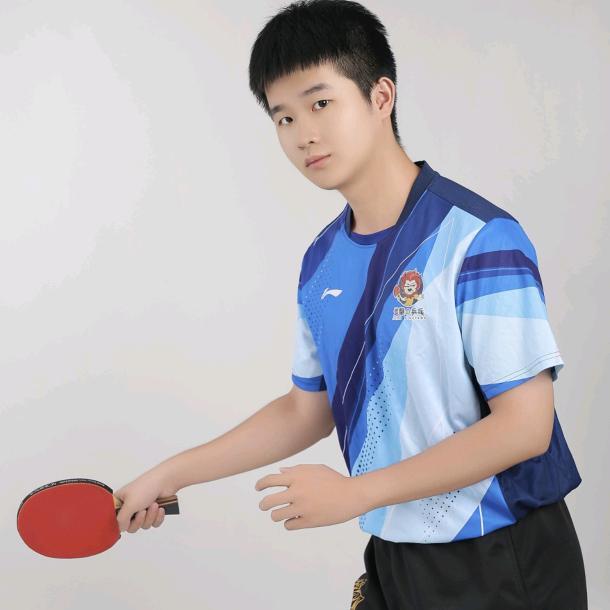 進擊の乒乓-李教练