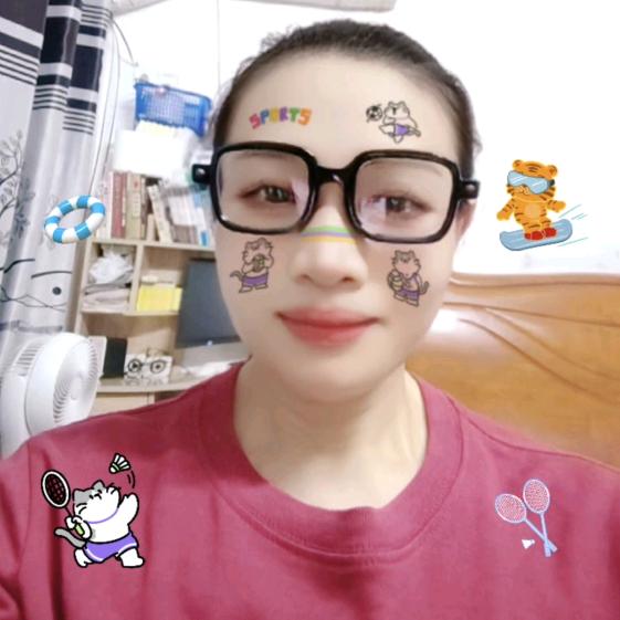 两江五金店梁姐