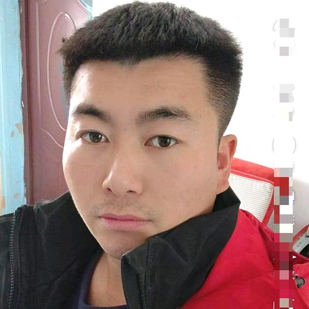 董小哥晚10：10（开播☞主页）