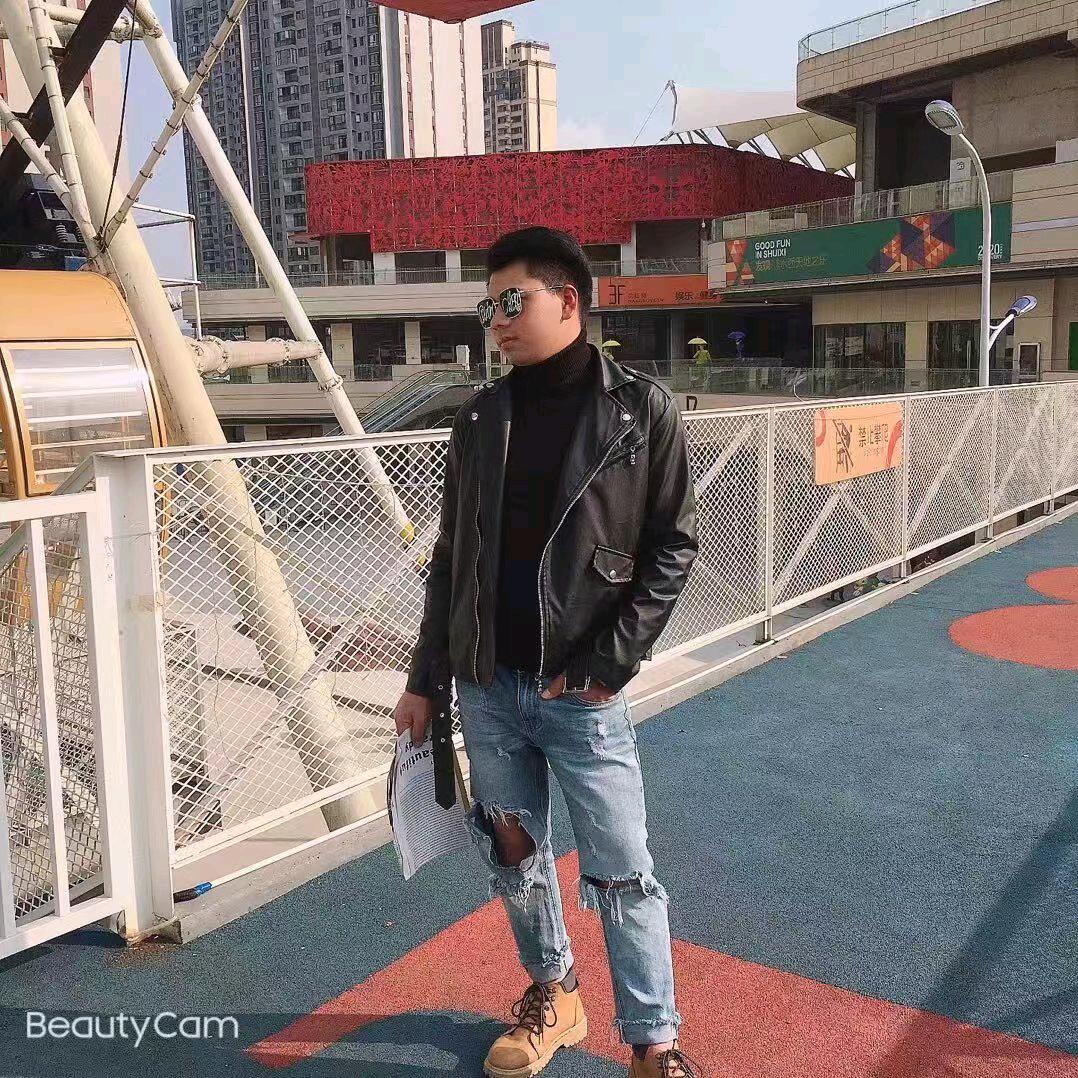 🚬ℒᎭℯ孤独🥂与酒༄꫟