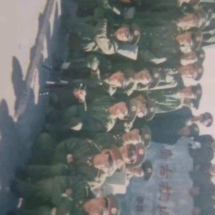 青藏兵哥