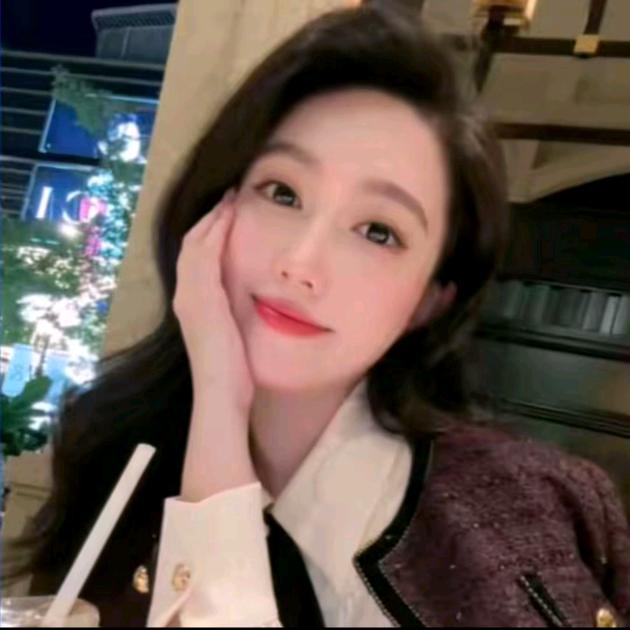 大李Dali-精致穿搭