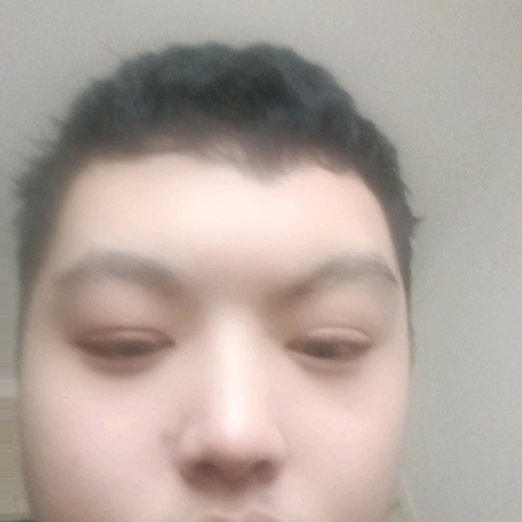 迪丽热巴、男神