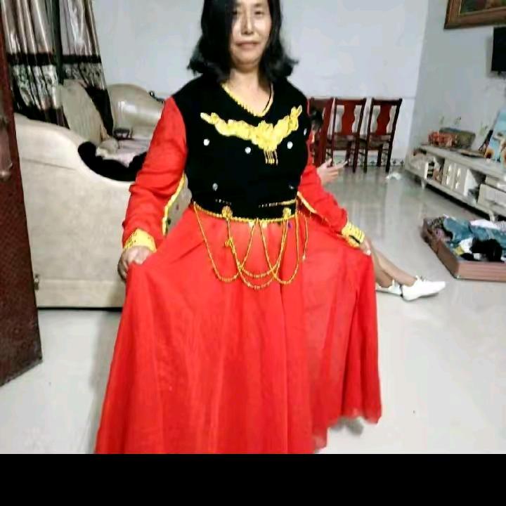 杨新凤