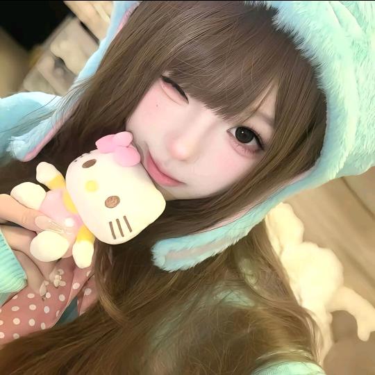 依依