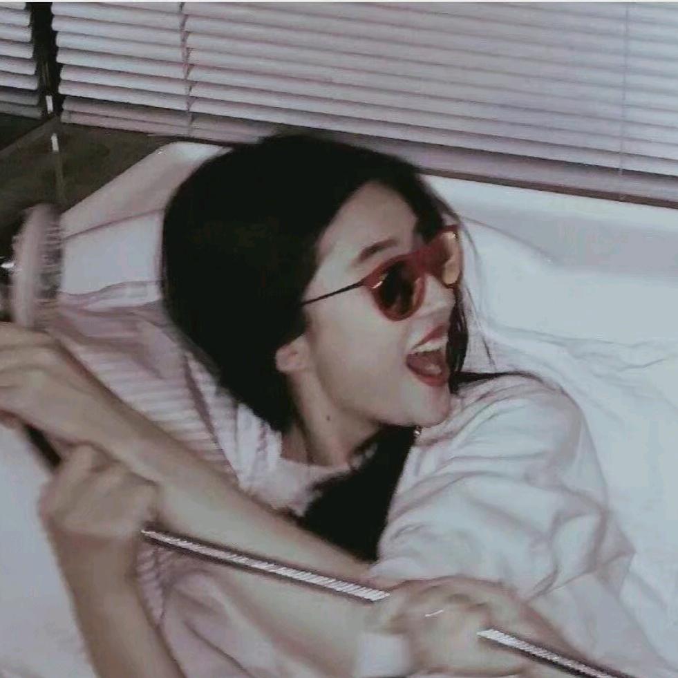 沐沐沐