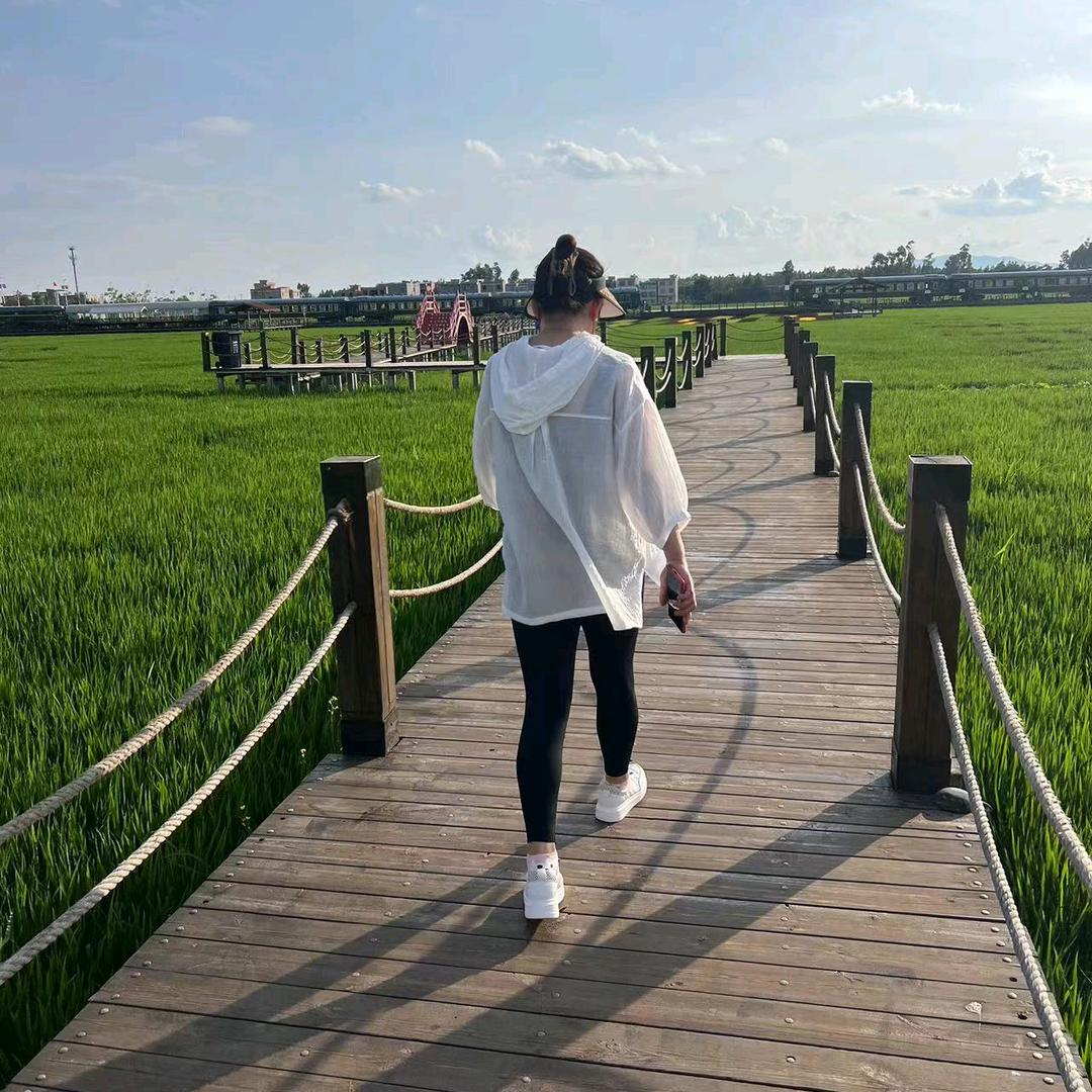 花落泪无声╭(╯曾姐╰)╮