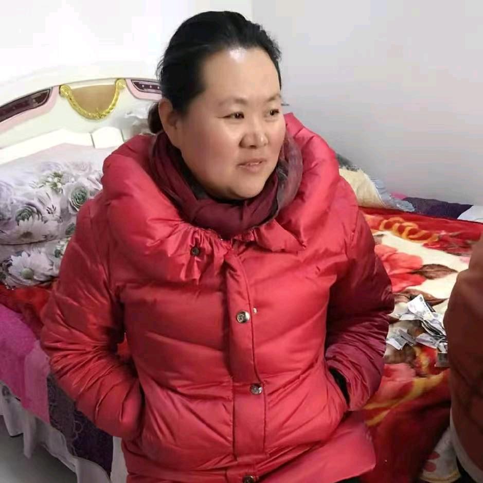 甄姐晚上8:10直播。