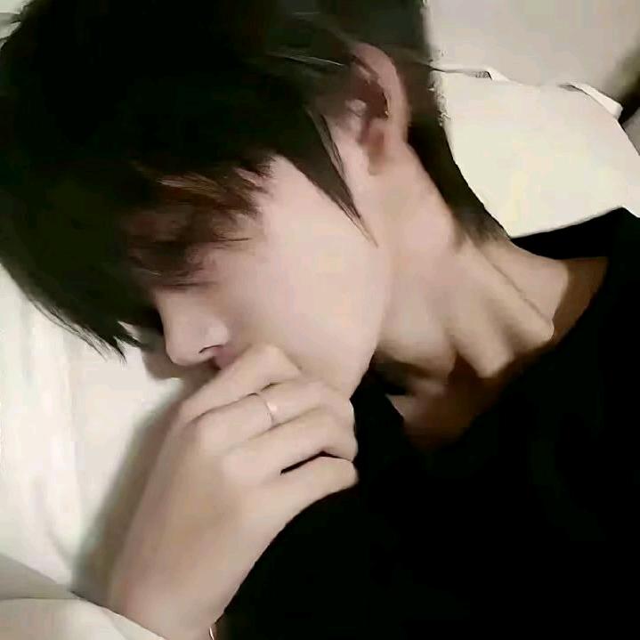 一直哭