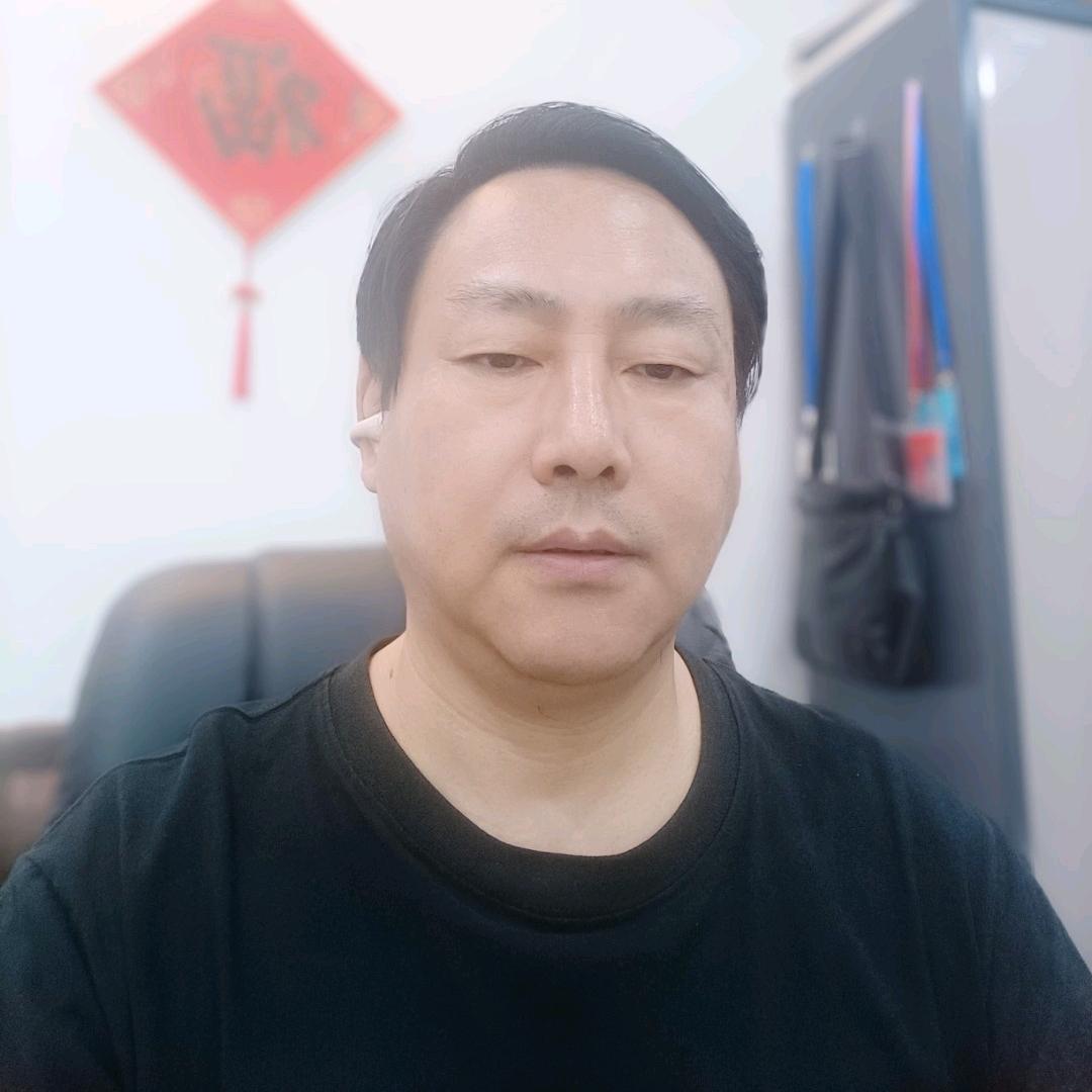 疯狂的兔子🐰