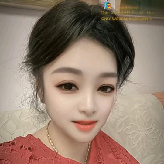 淡然一笑