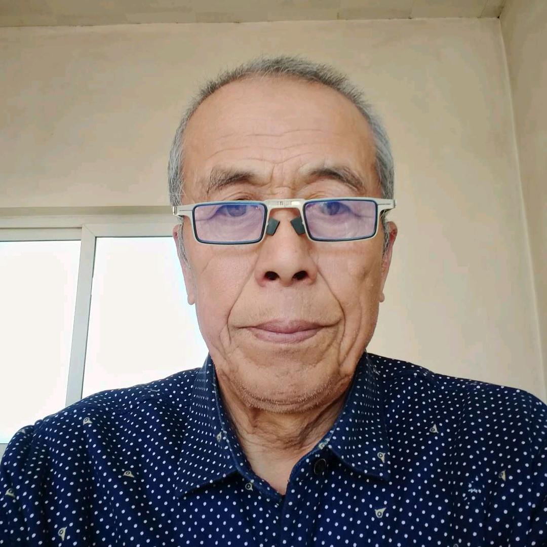 闫德