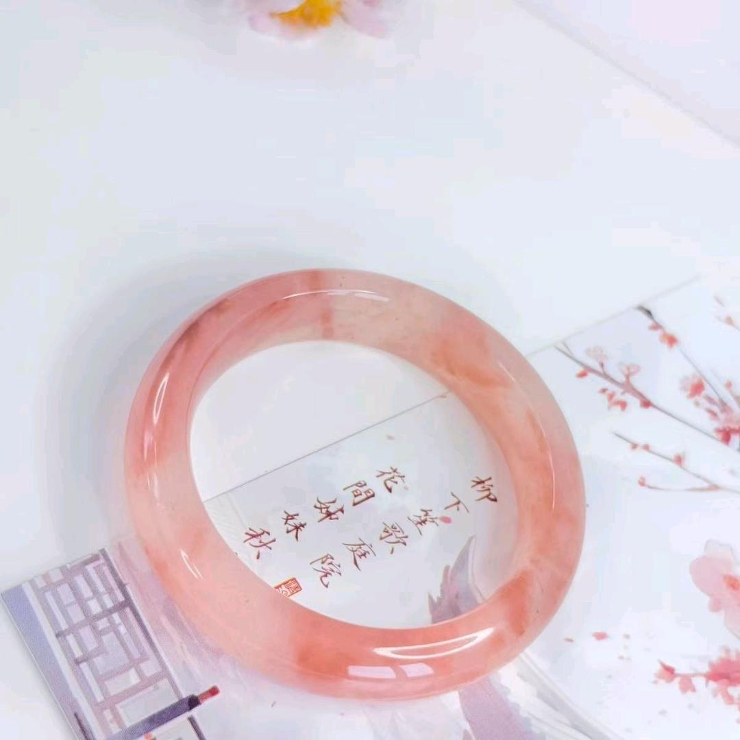 玉石珠宝手镯玉镯