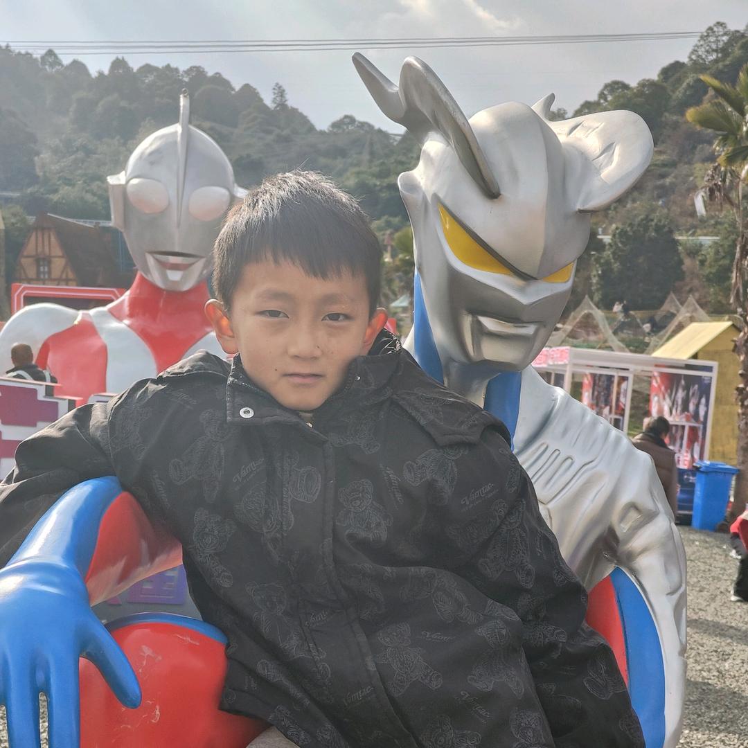 初闻不识曲中意