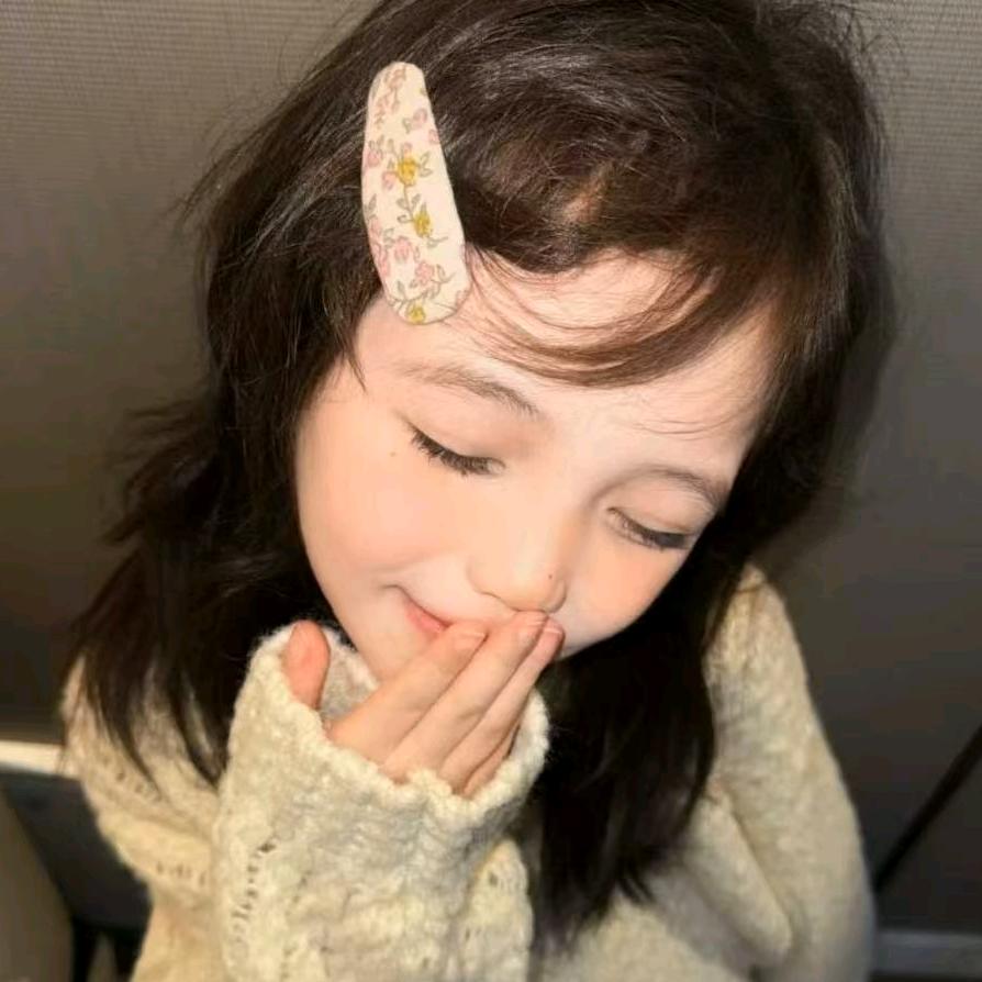 美女呀¥