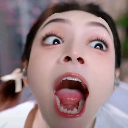潇潇不小（我叫潇大嘴）