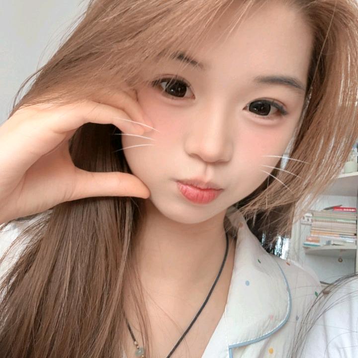 小淼.