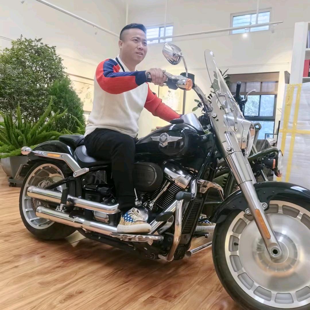 王先生