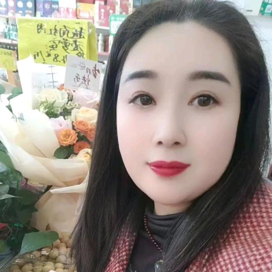 卖水果的小胖墩