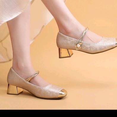 国风女鞋工厂店