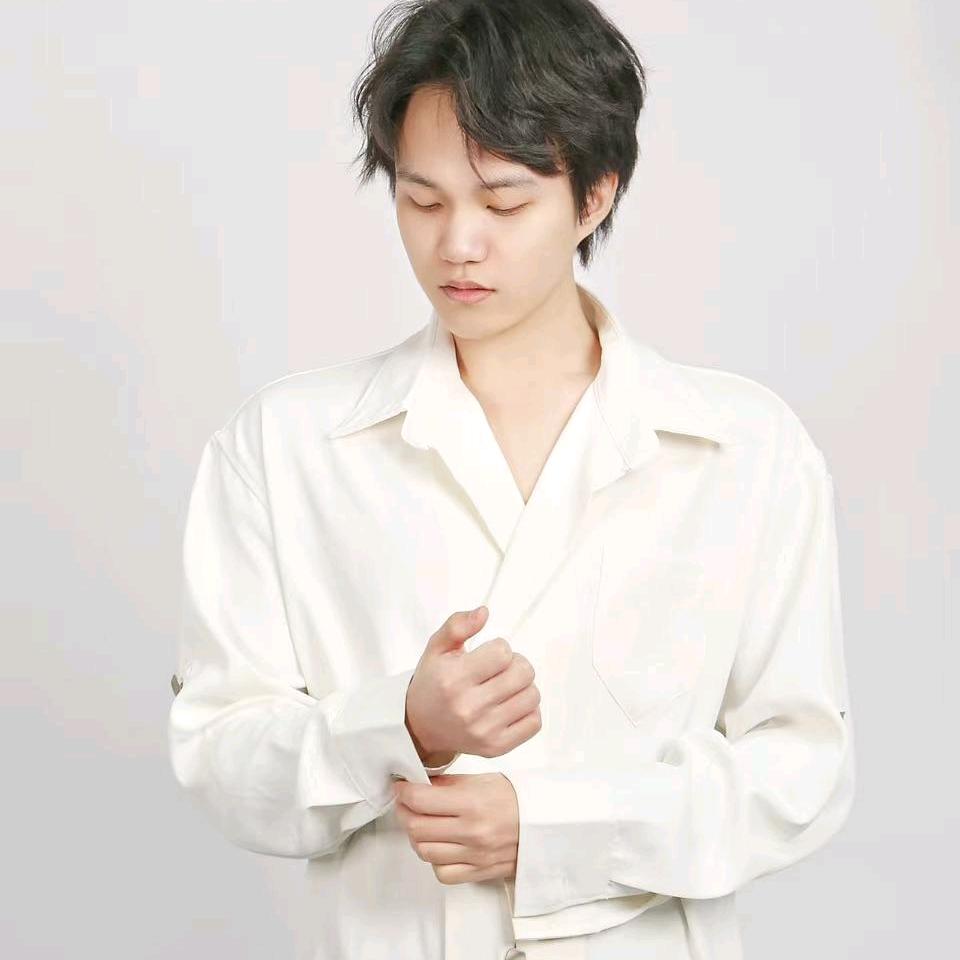 小王同学.