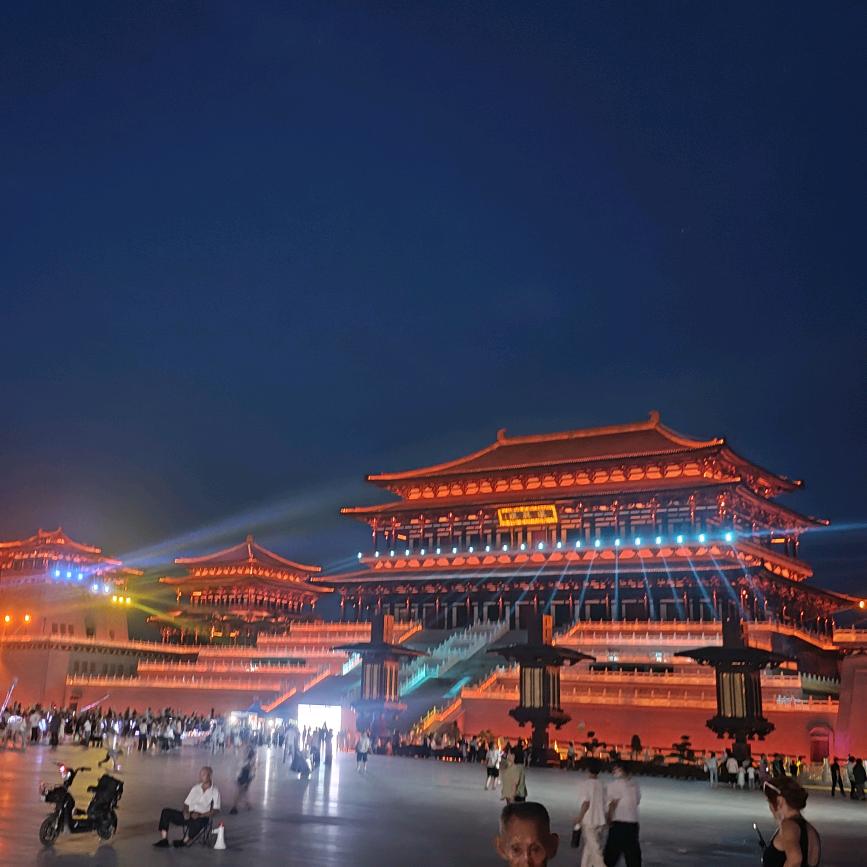 亮化工程安装灯具销售