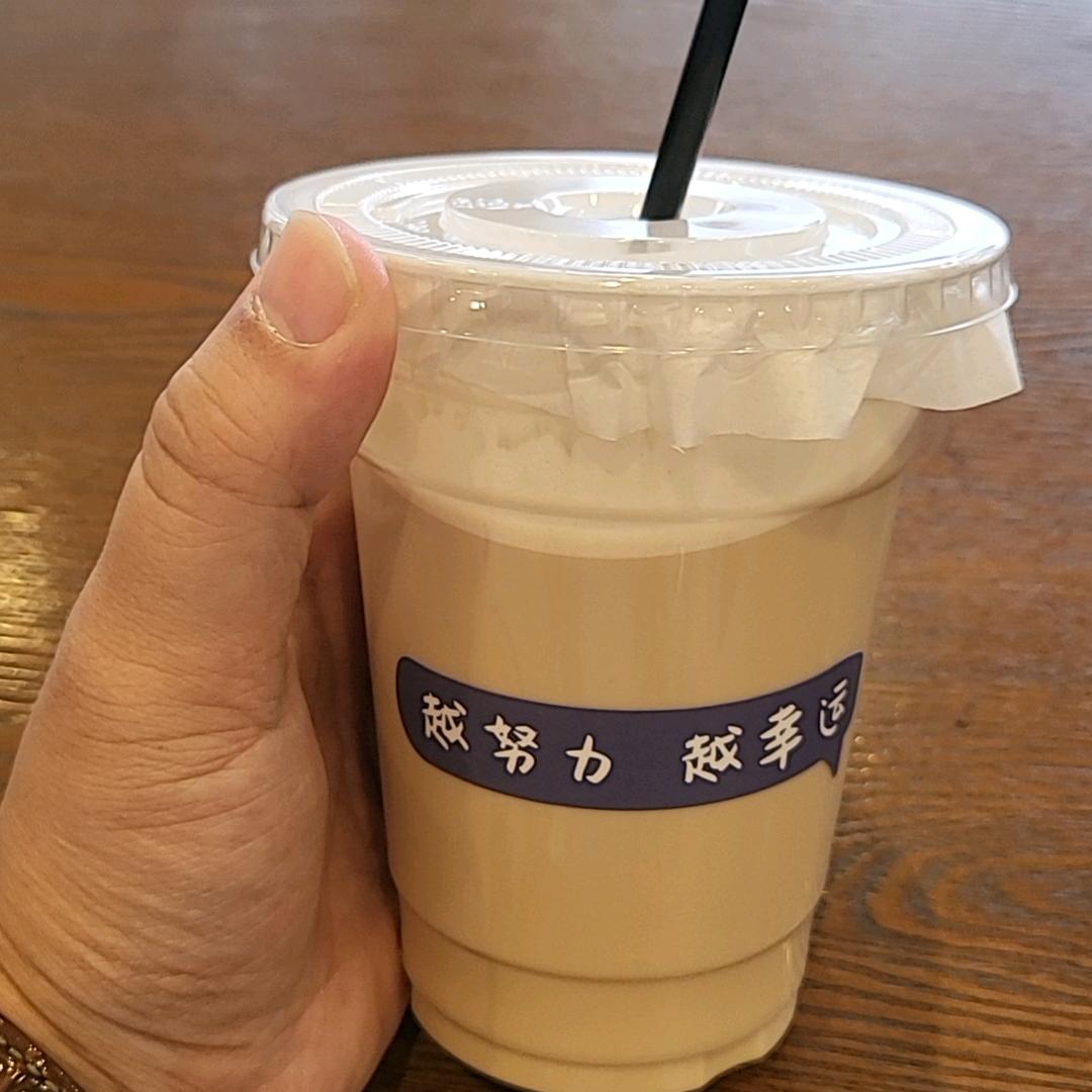左耳的零食铺