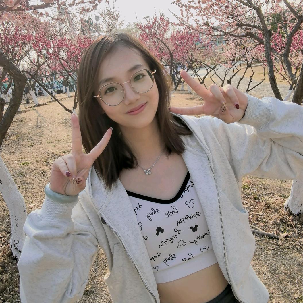 尧宝贝和南希的妈