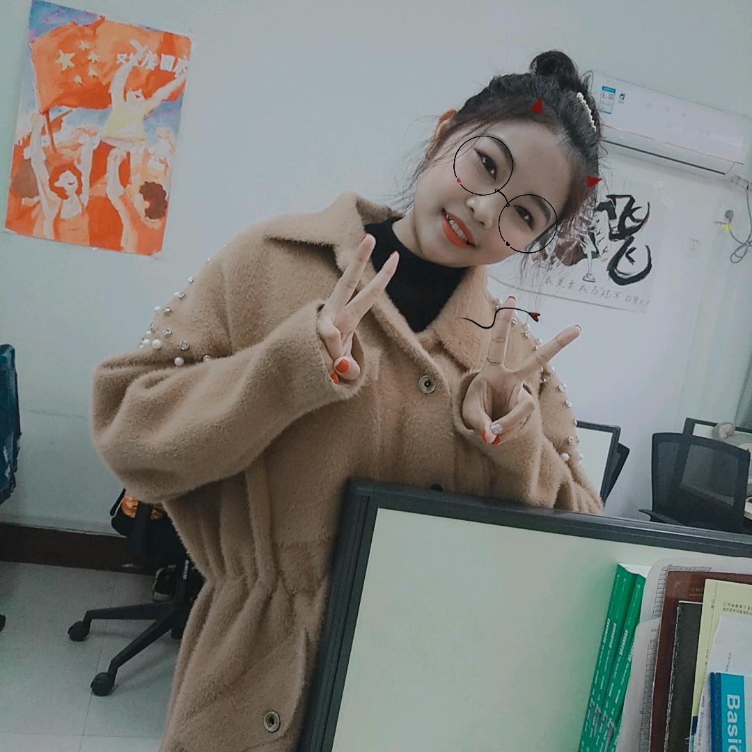汤吻吻