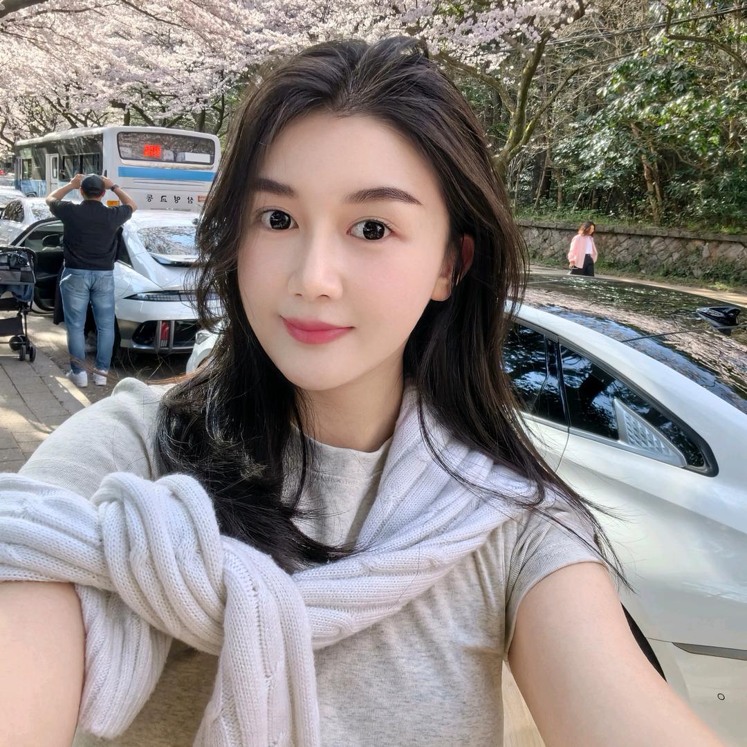 是小王同学喔！
