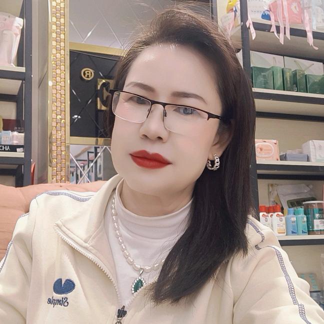 镇宁丁旗星缘美妆购物中心