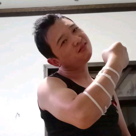 中原好汉王朕，霸世朕麒麟.＜義薄雲天＞