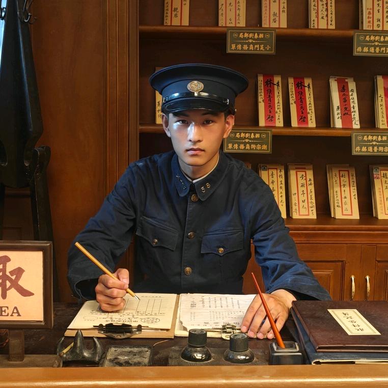 ꧁༺偷喝༒酸奶༻꧂