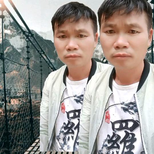 孤独的男人。