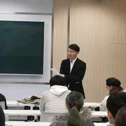 在浙江打工的小俞