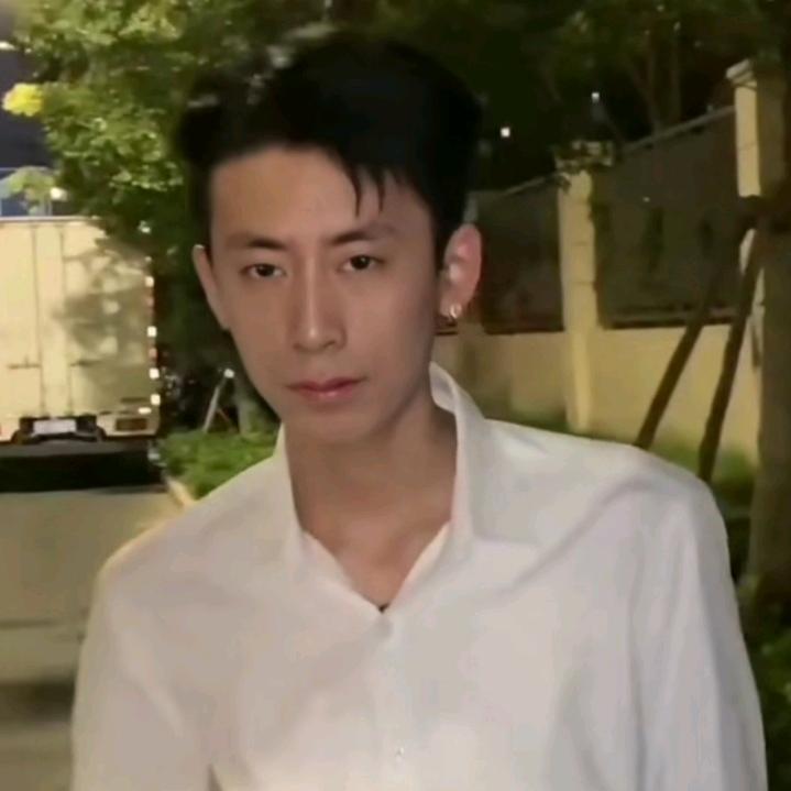 已💯  踏💥  糊💫   涂