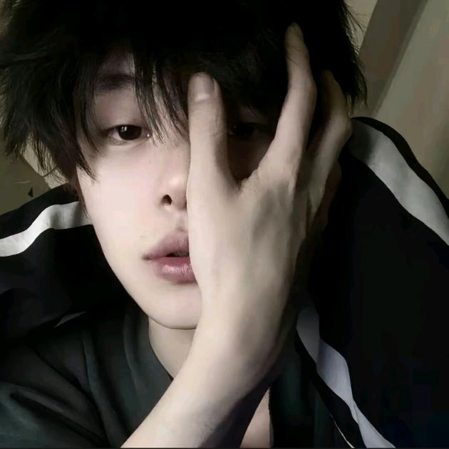 独属于静静的诗篇🥰