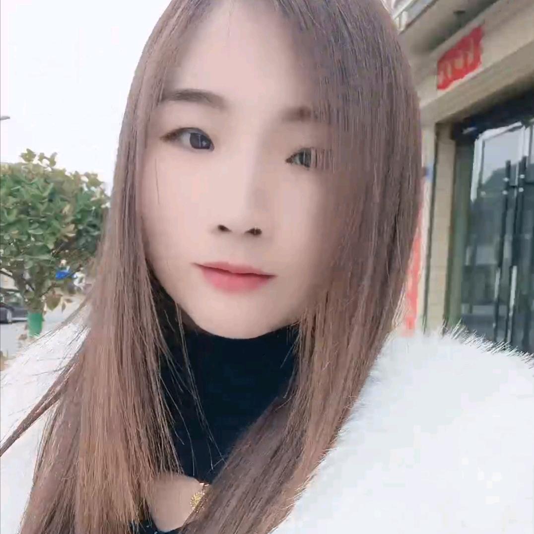 🥀এ᭄陪月亮熬夜