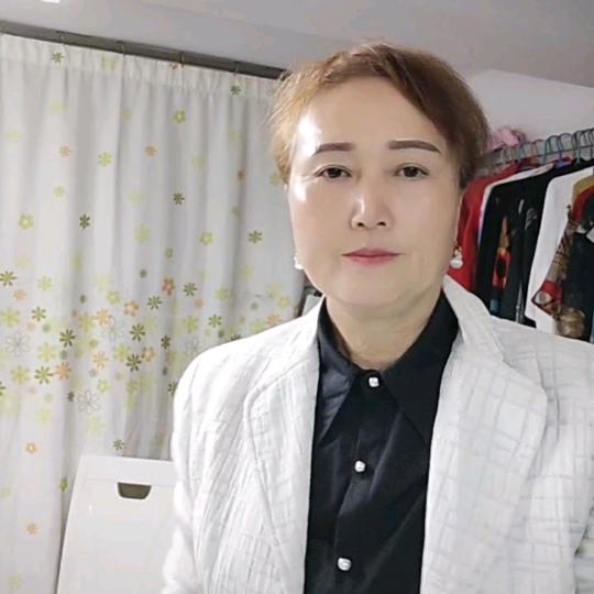 开心快乐吴二姐