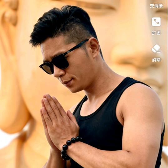 横看成岭侧成峰，远近高低各不同，