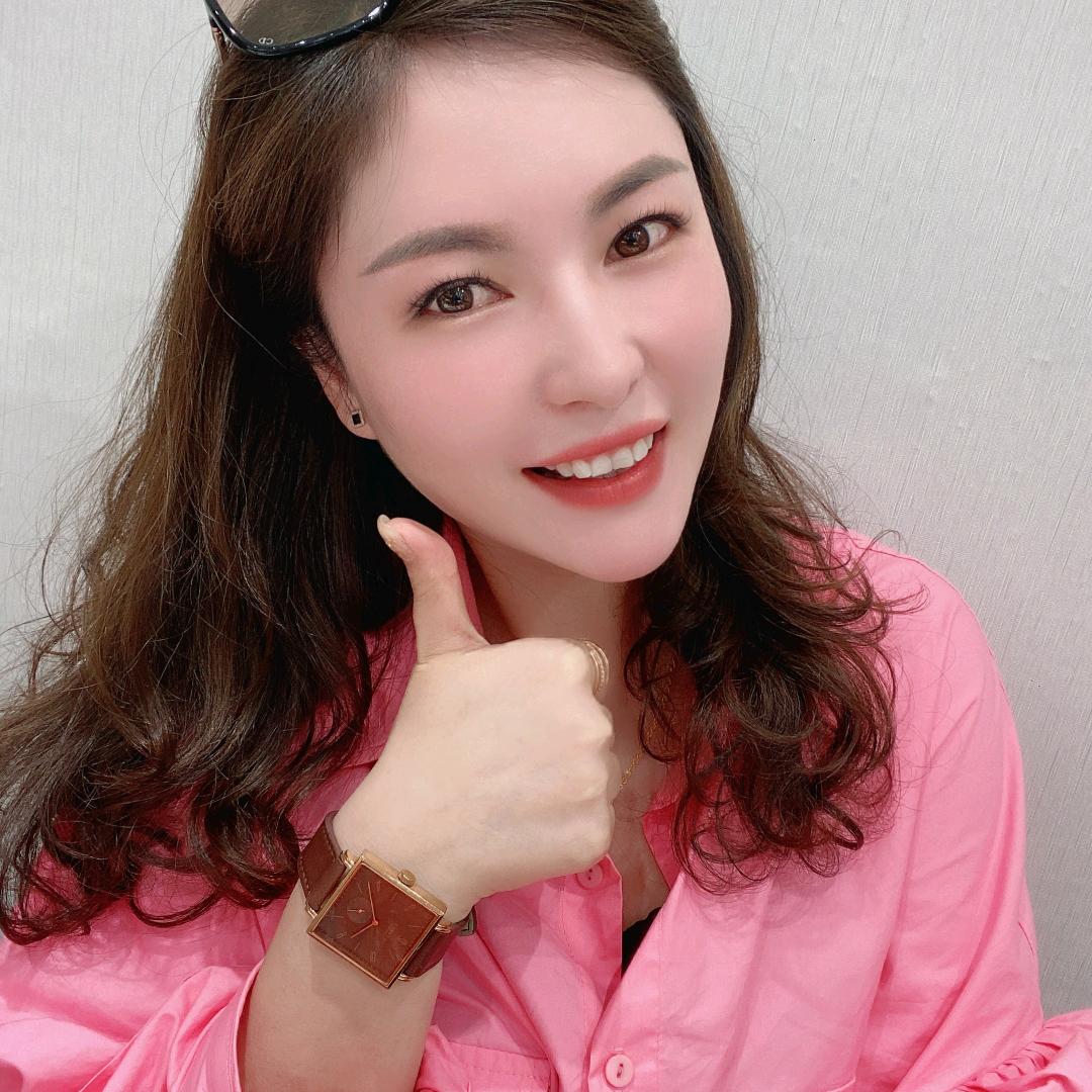 YJR.衣佳人女装实体店