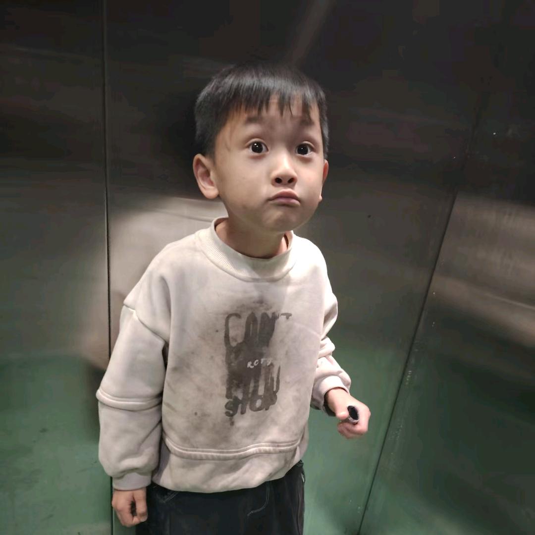 @拼搏￥大叔$