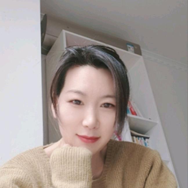 呦呦先生