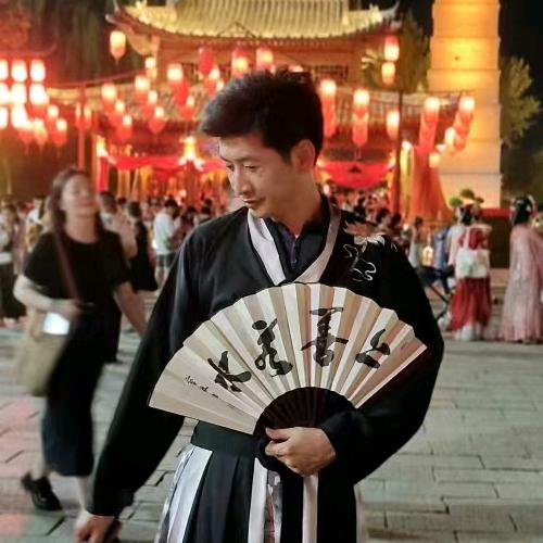 路漫漫兮