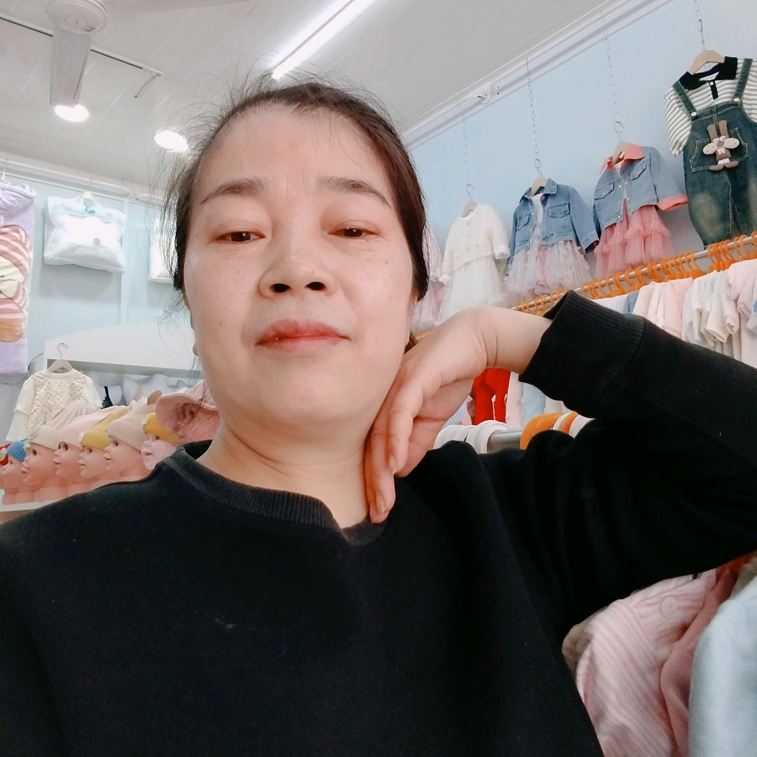 在上犹卖婴幼品的温姐
