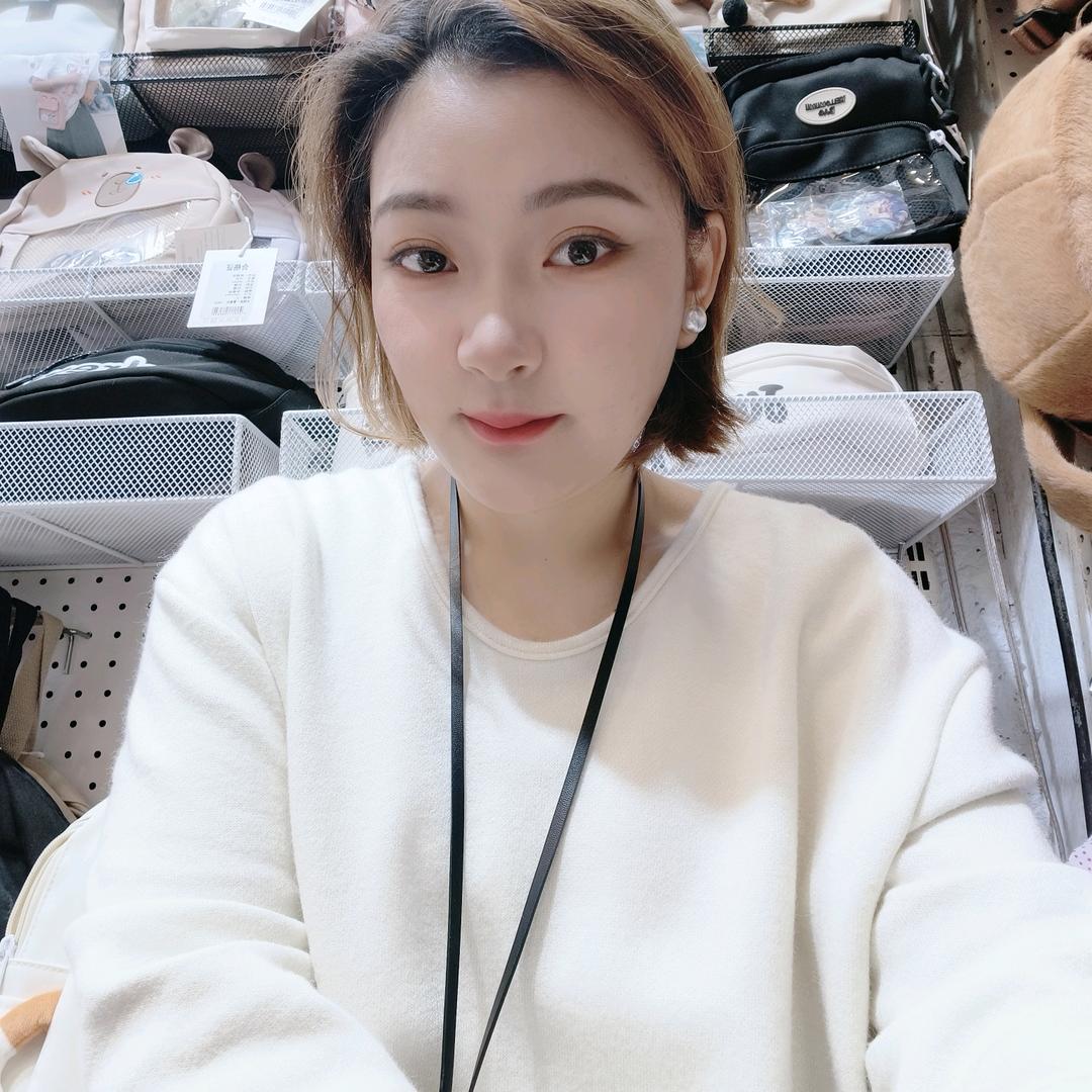 ,╭☞☞小财迷