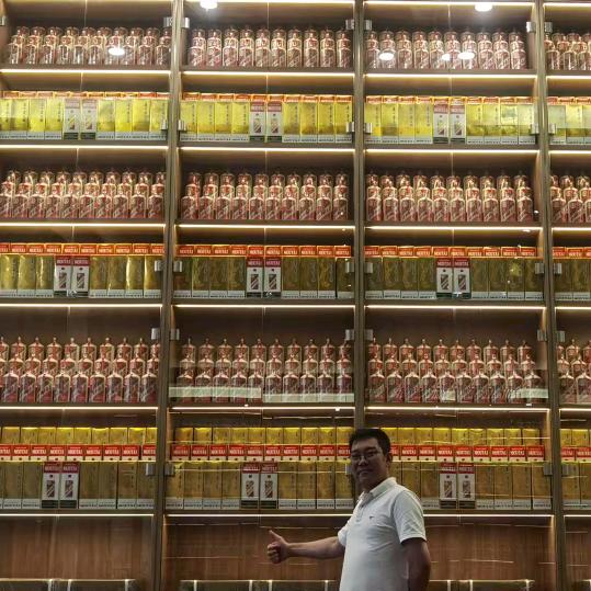 东莞金盛酒业卢彬