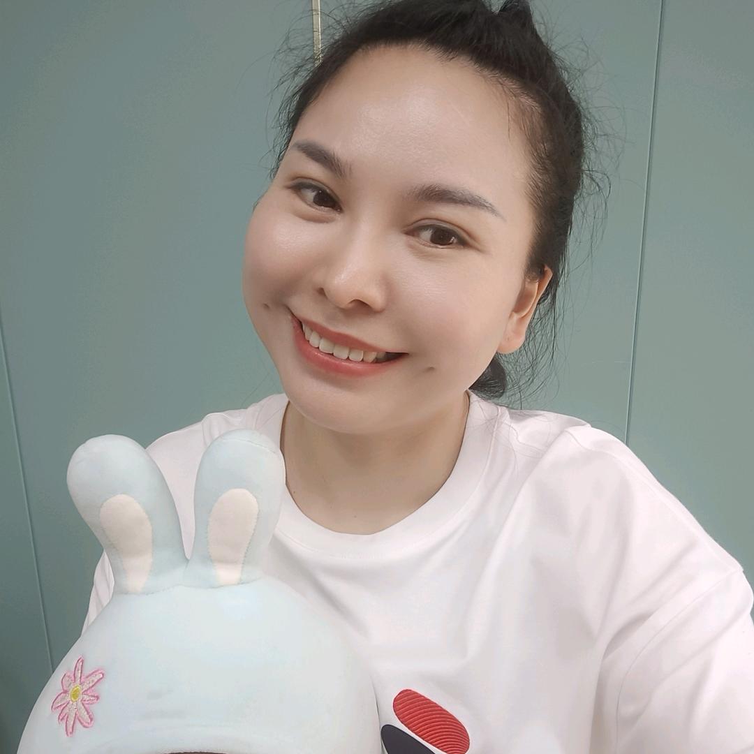 成都龙泉德洛莉丝养发馆